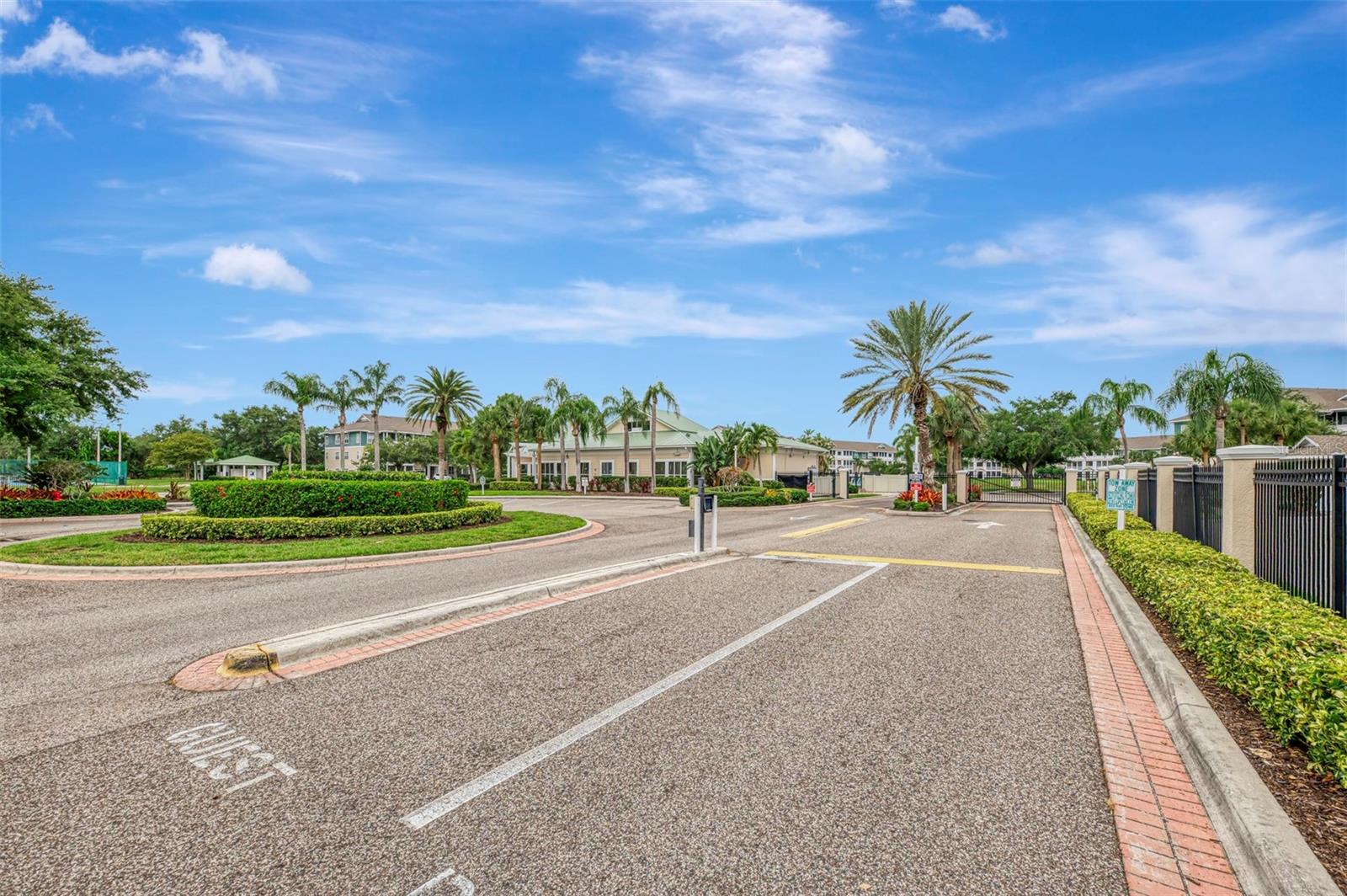 4802 51st St W #1903, Bradenton, FL 34210