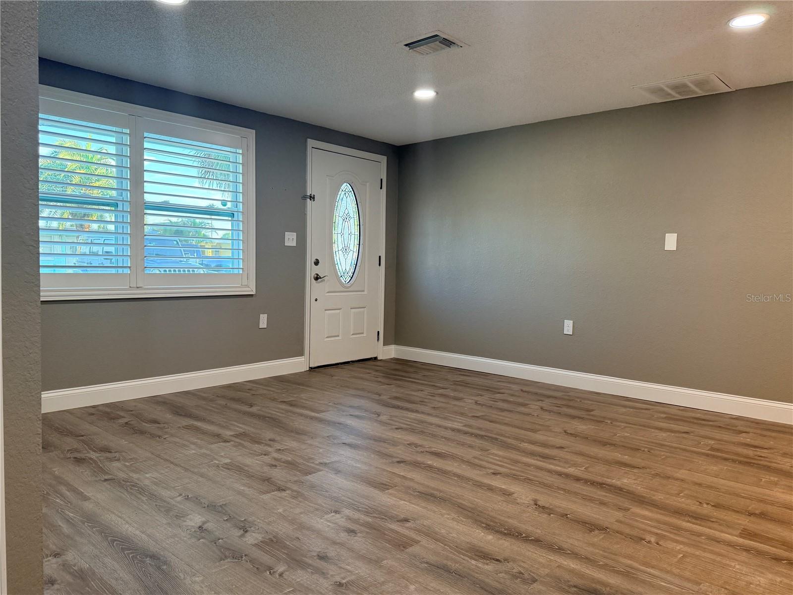 6623 Boatyard Dr, Hudson, FL 34667
