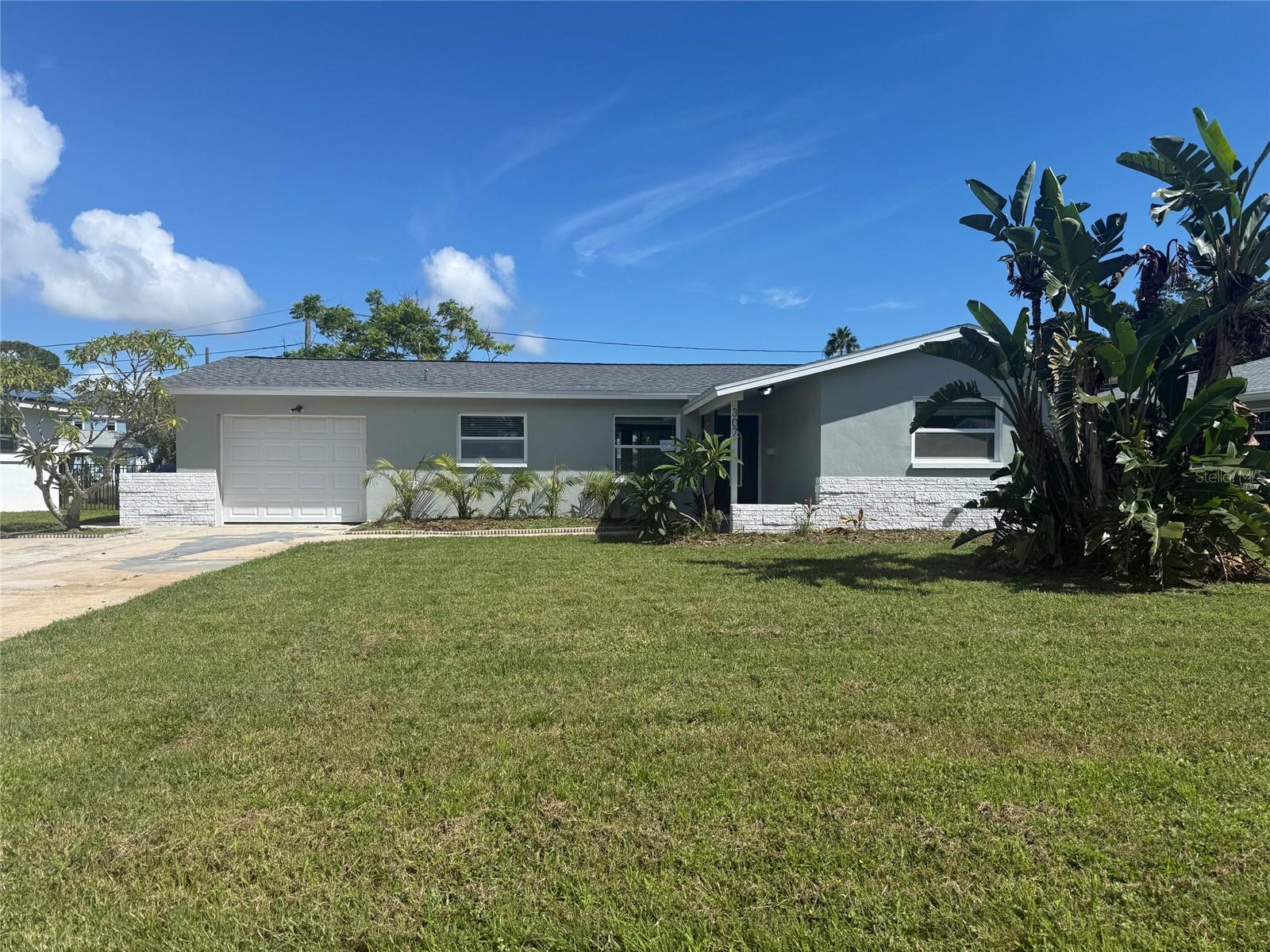 307 87th Ave NE, St Petersburg, FL 33702