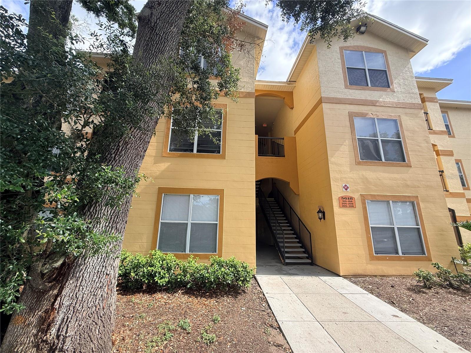 5618 Pinnacle Heights Cir #305, Tampa, FL 33624