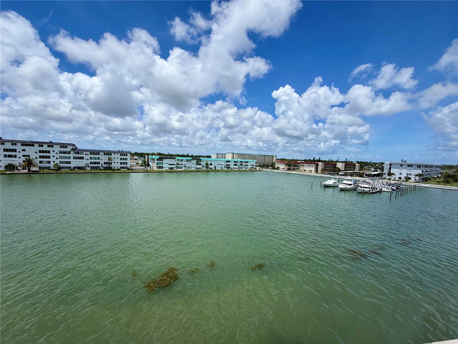 6025 Shore Blvd S #415, Gulfport, FL 33707