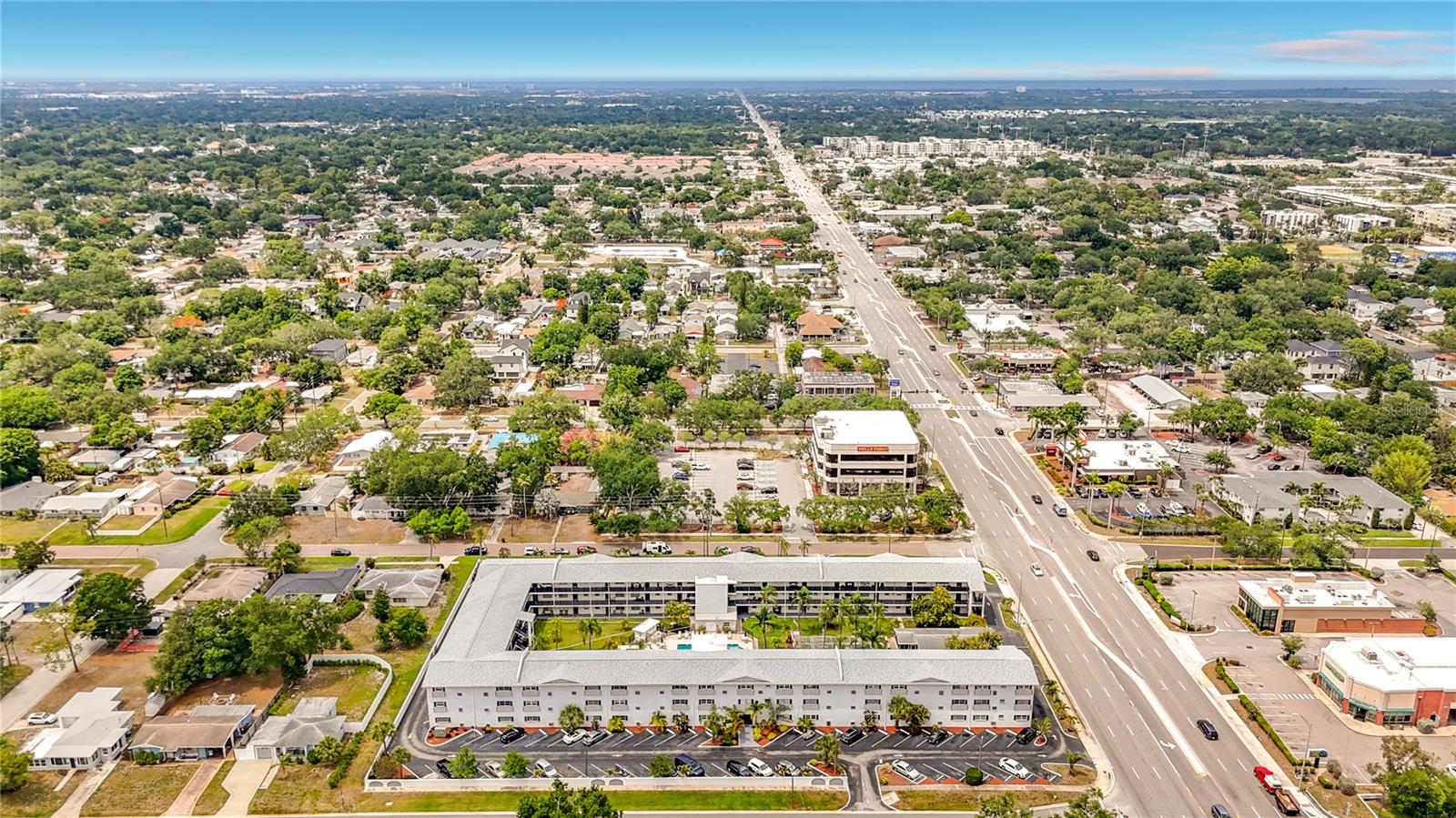 4050 4th St N #304, St Petersburg, FL 33703