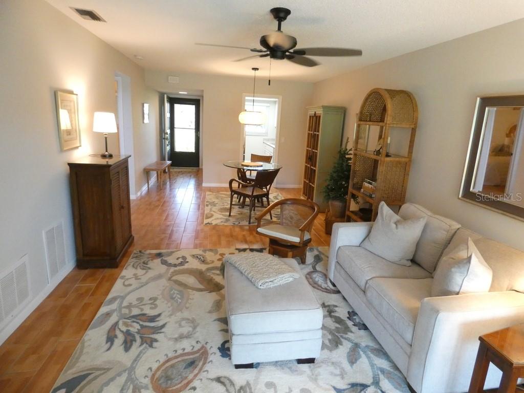 1701 Pinehurst Rd #9G, Dunedin, FL 34698