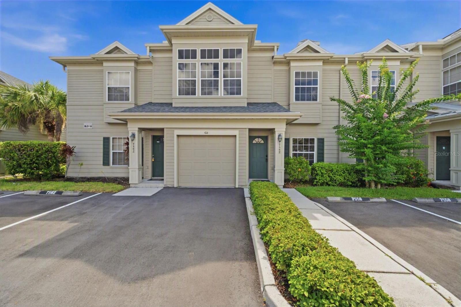 7560 Plantation Cir, Bradenton, FL 34201