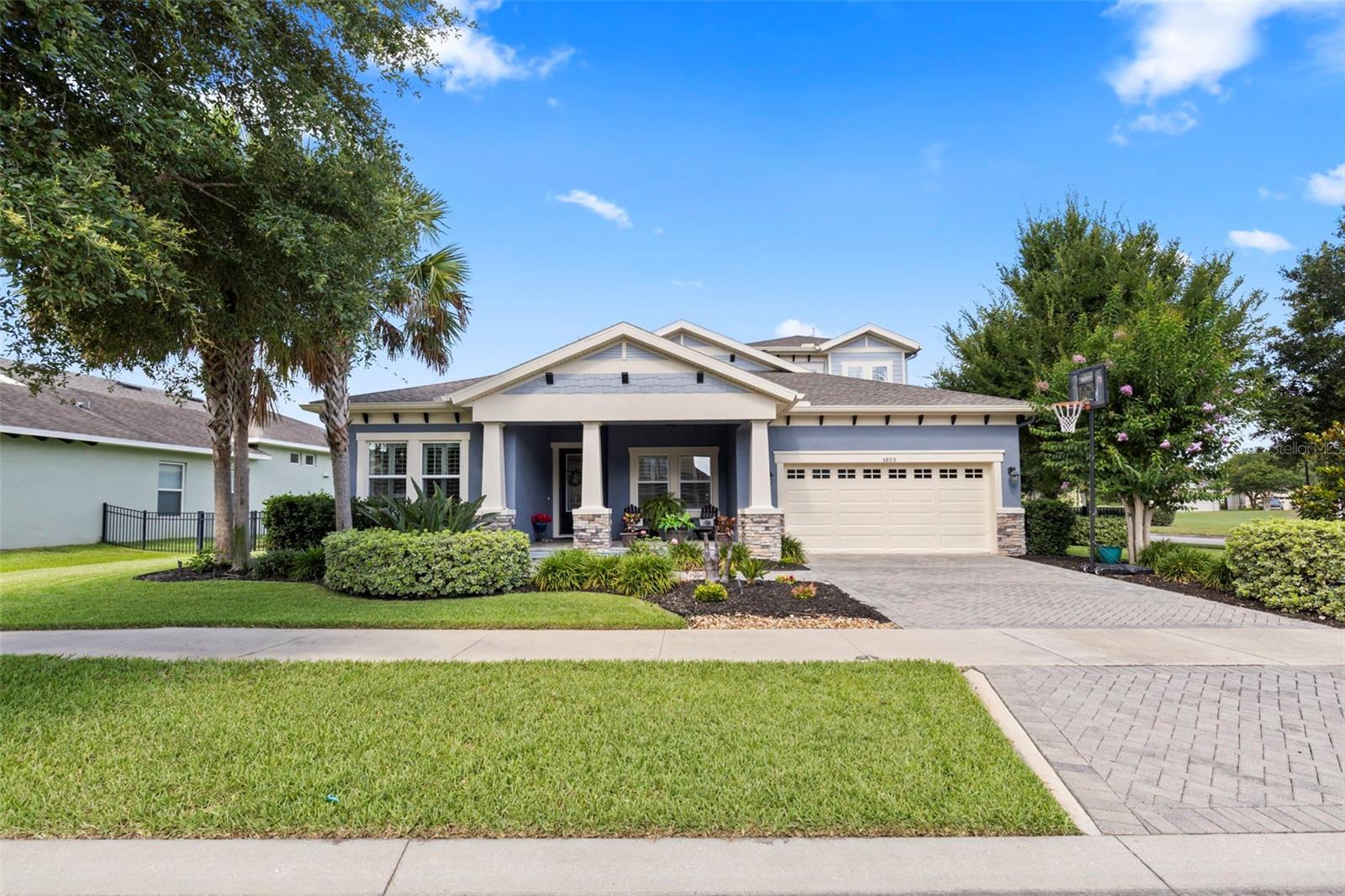5805 Watercolor Dr, Lithia, FL 33547