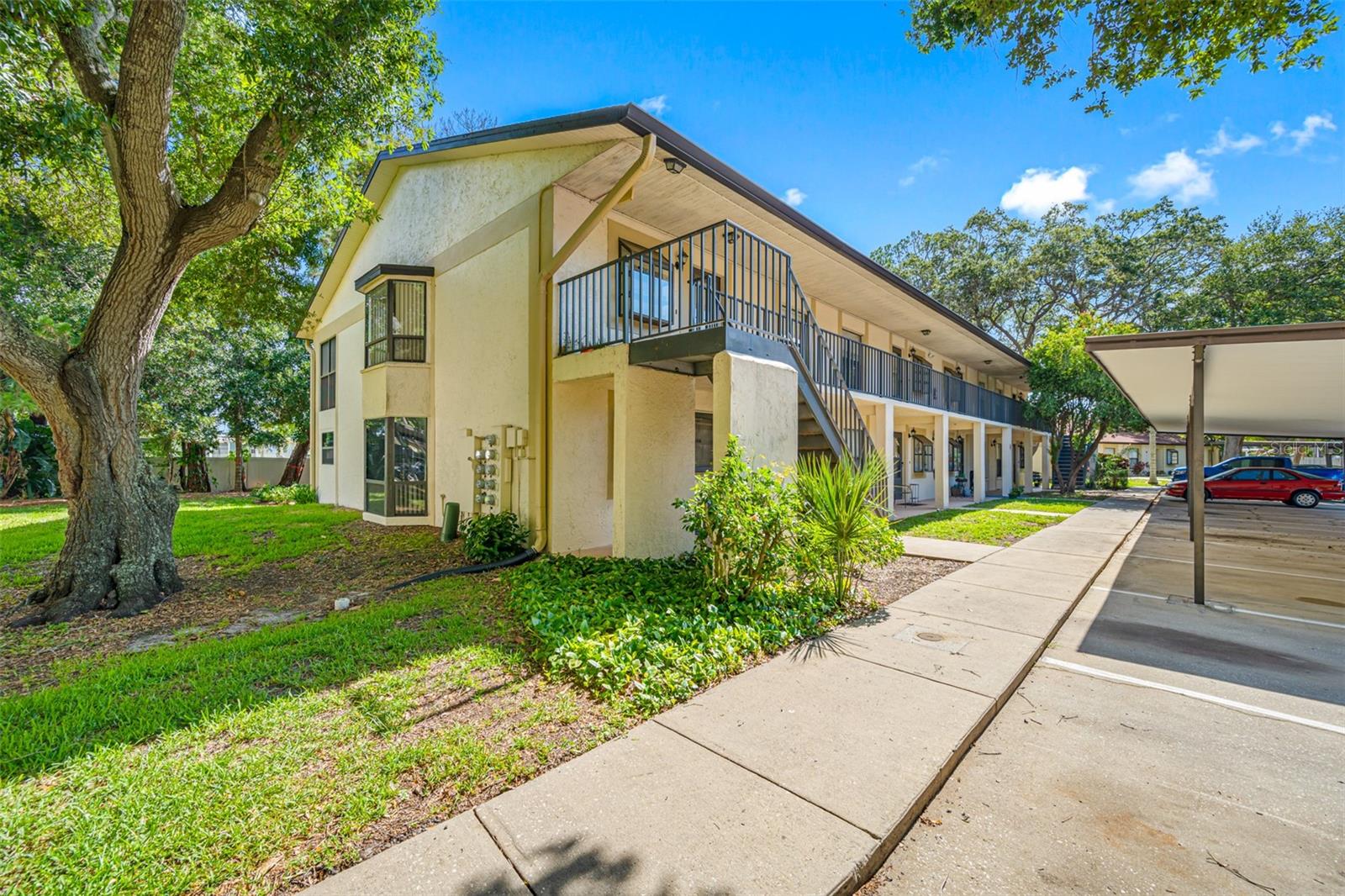 11511 113th St #10A, Largo, FL 33778