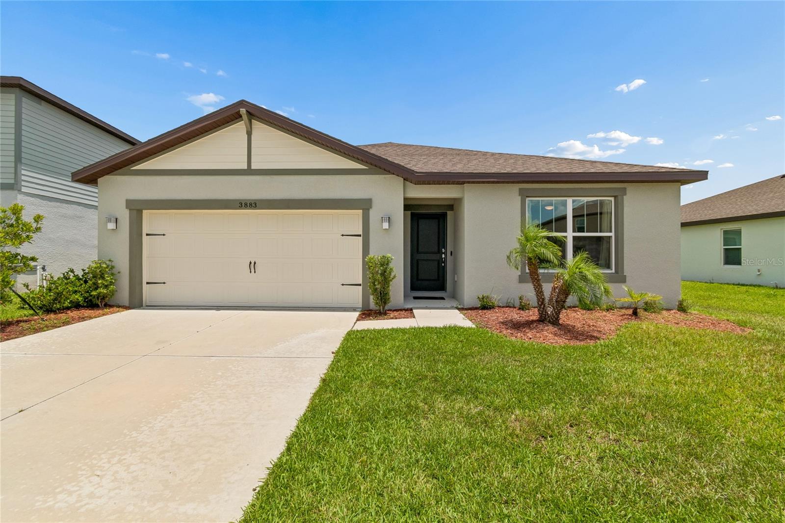 3883 Capri Coast Dr, Plant City, FL 33565