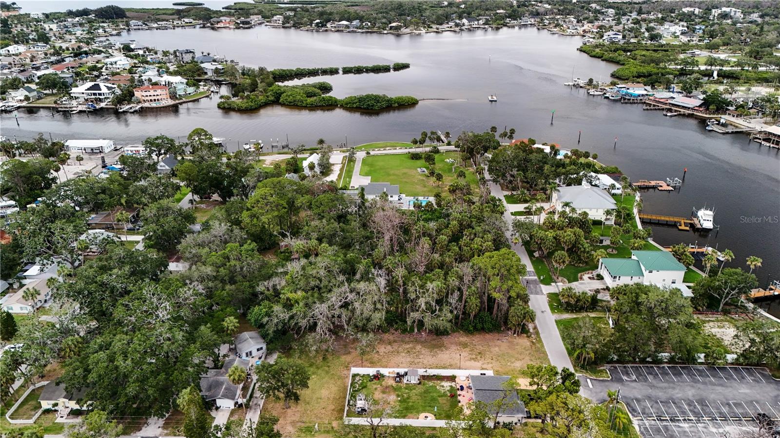 7751 Pier Rd, Port Richey, FL 34668