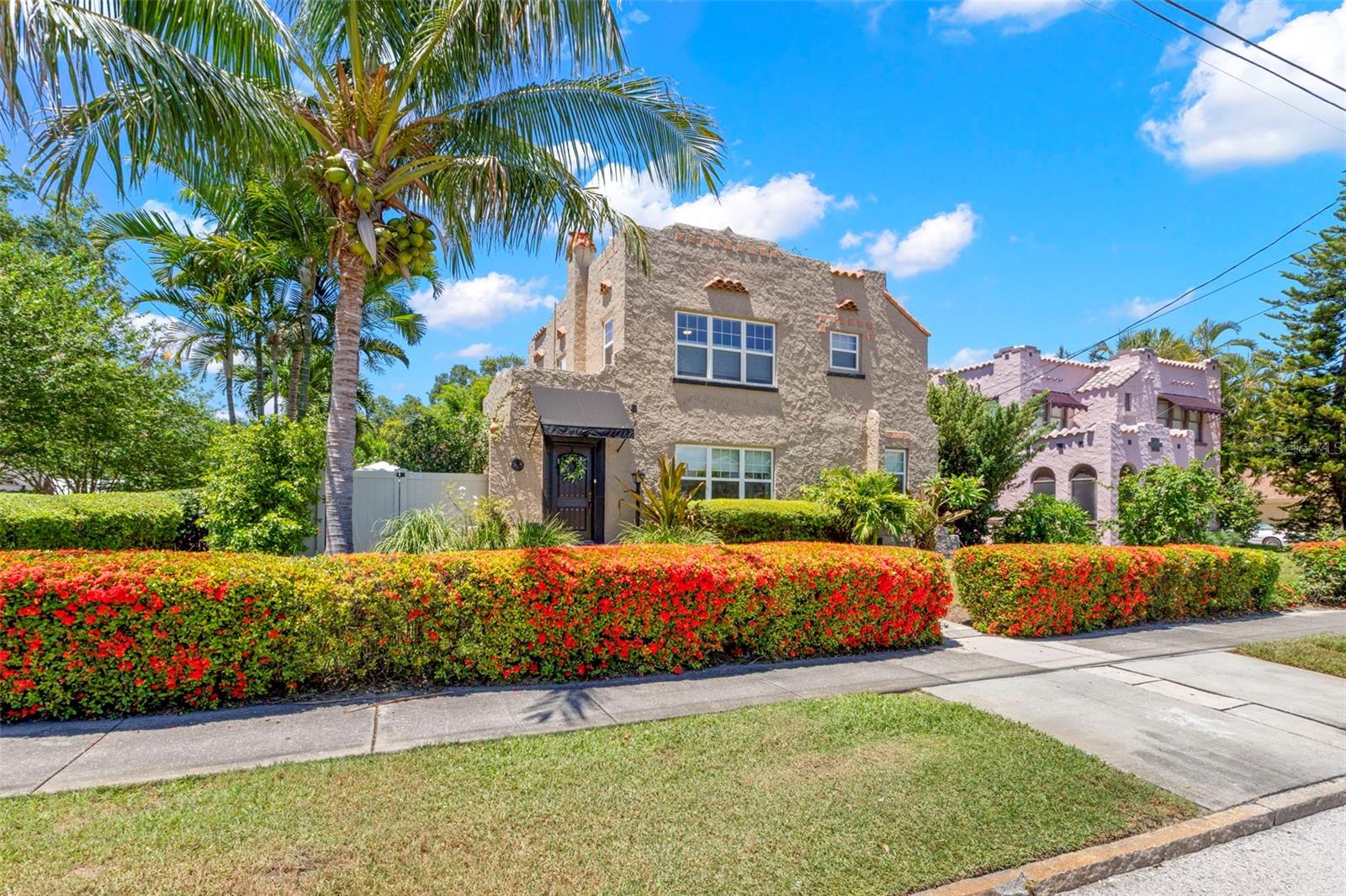 1125 11th Ave N, St Petersburg, FL 33705