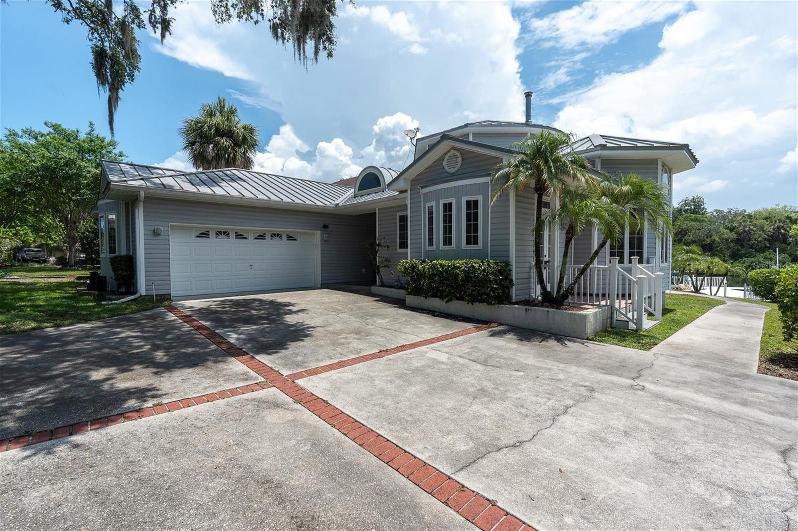 5617 Palmetto Rd, New Port Richey, FL 34652