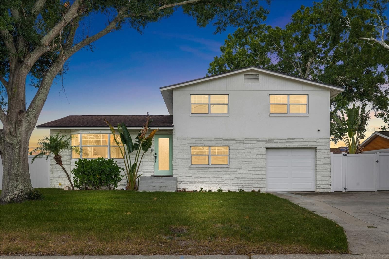 10716 Donbrese Ave, Tampa, FL 33615