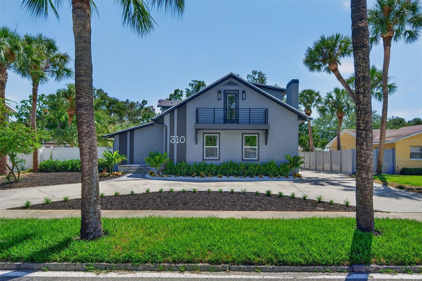 310 Park St N, St Petersburg, FL 33710