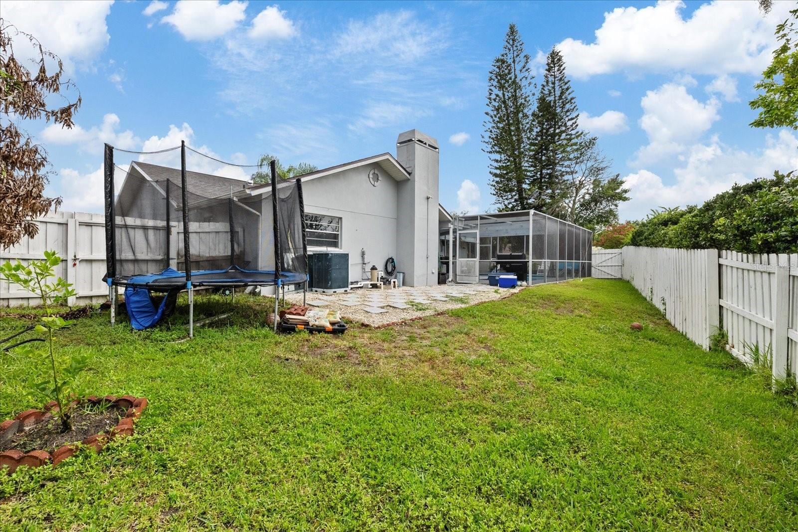 13528 Woodside Dr, Hudson, FL 34667