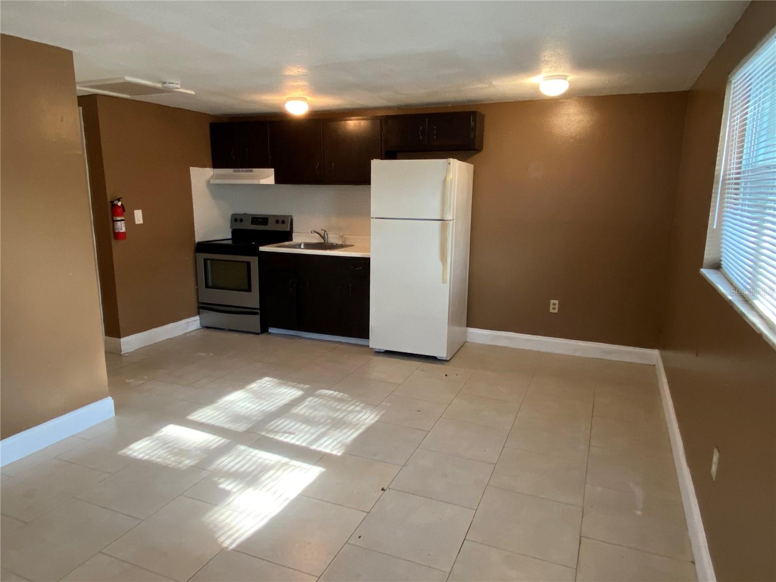 1609 E 143rd Ave #105-108, Tampa, FL 33613
