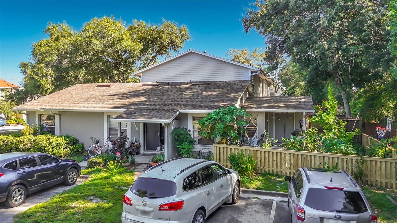 15101 Morning Dr, Lutz, FL 33559