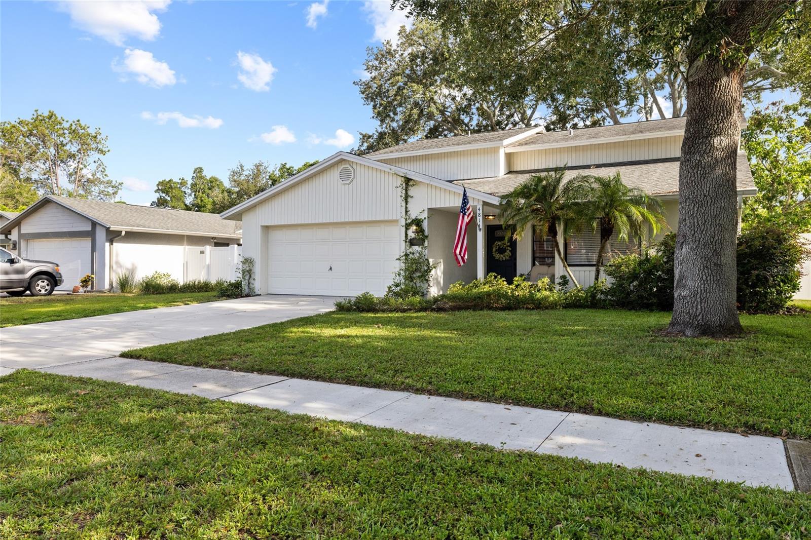 4814 Fox Hunt Dr, Tampa, FL 33624