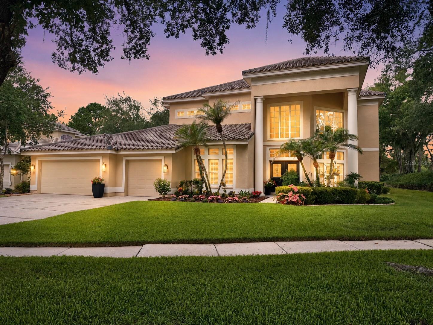 17422 Heather Oaks Pl, Tampa, FL 33647
