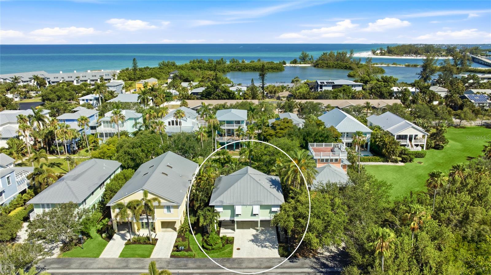 392 Firehouse Ln, Longboat Key, FL 34228