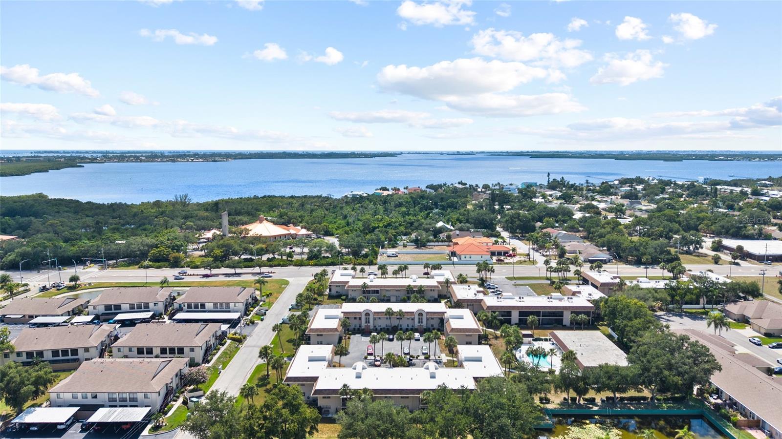 2727 75th St W #8A13, Bradenton, FL 34209