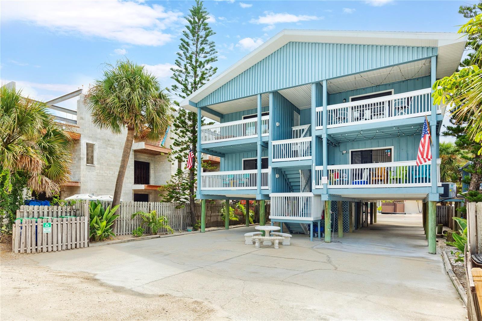 812 Gulf Blvd #3, Indian Rocks Beach, FL 33785