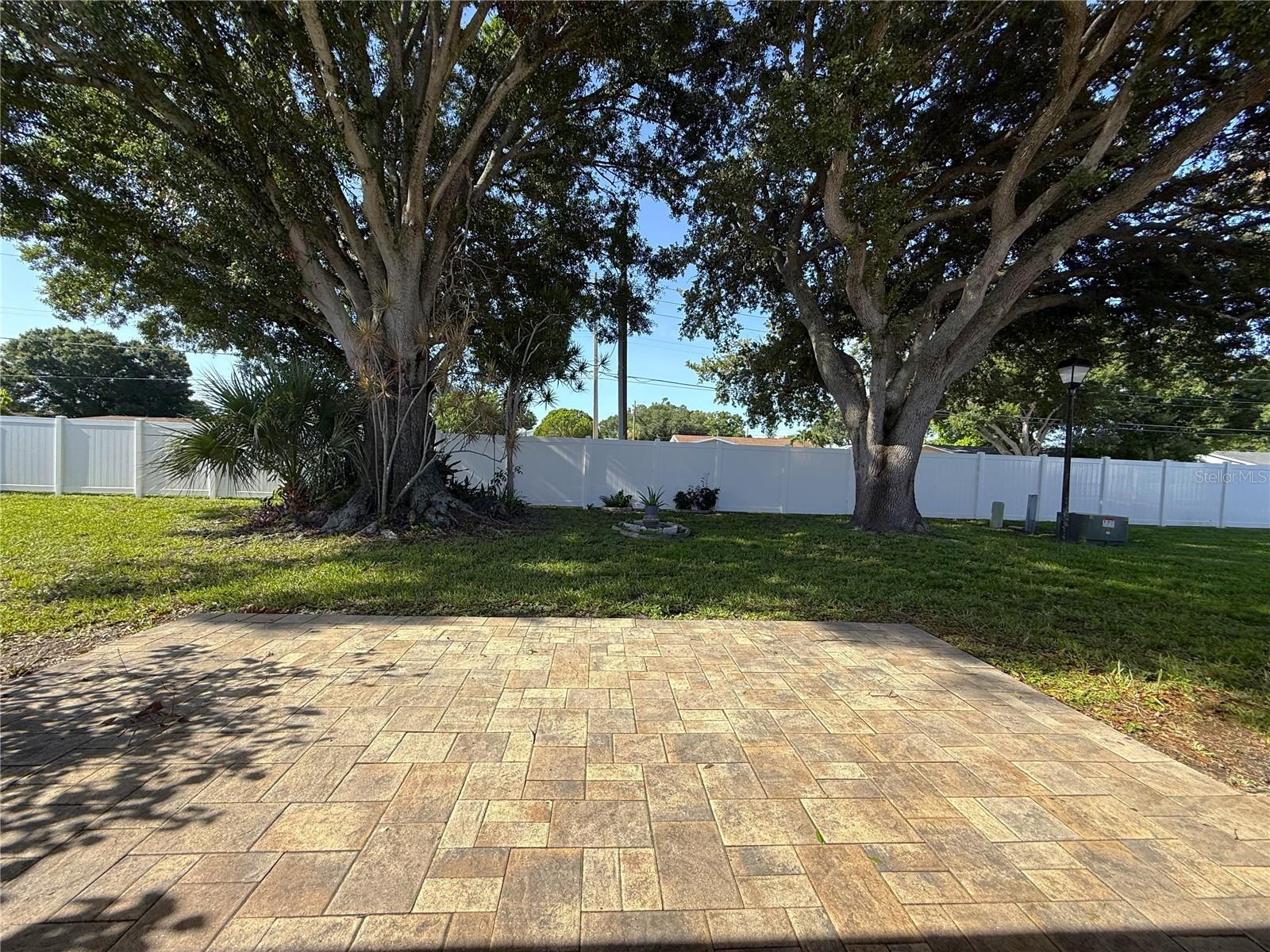 5420 Palm Crest Ct N, Pinellas Park, FL 33782