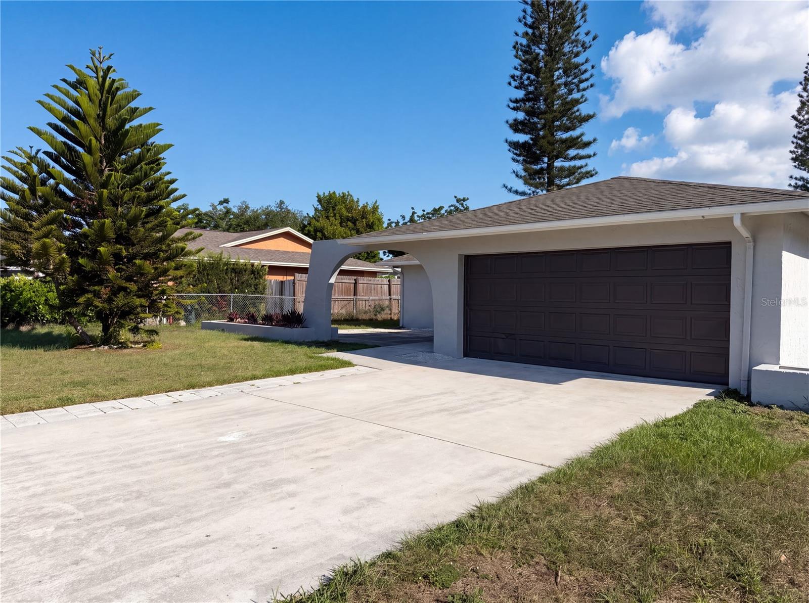 607 33rd Ave E, Bradenton, FL 34208