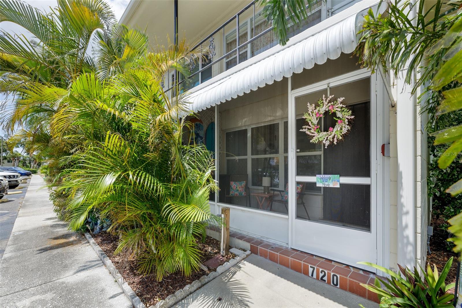 4154 56th St N #720, Kenneth City, FL 33709
