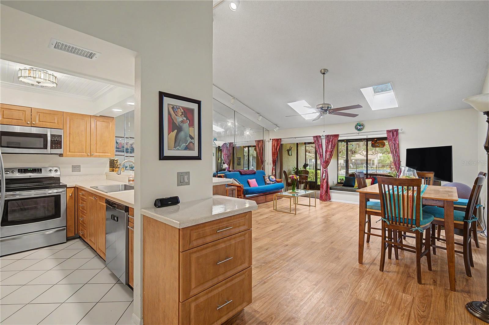1206 Palm Dr, Tarpon Springs, FL 34689