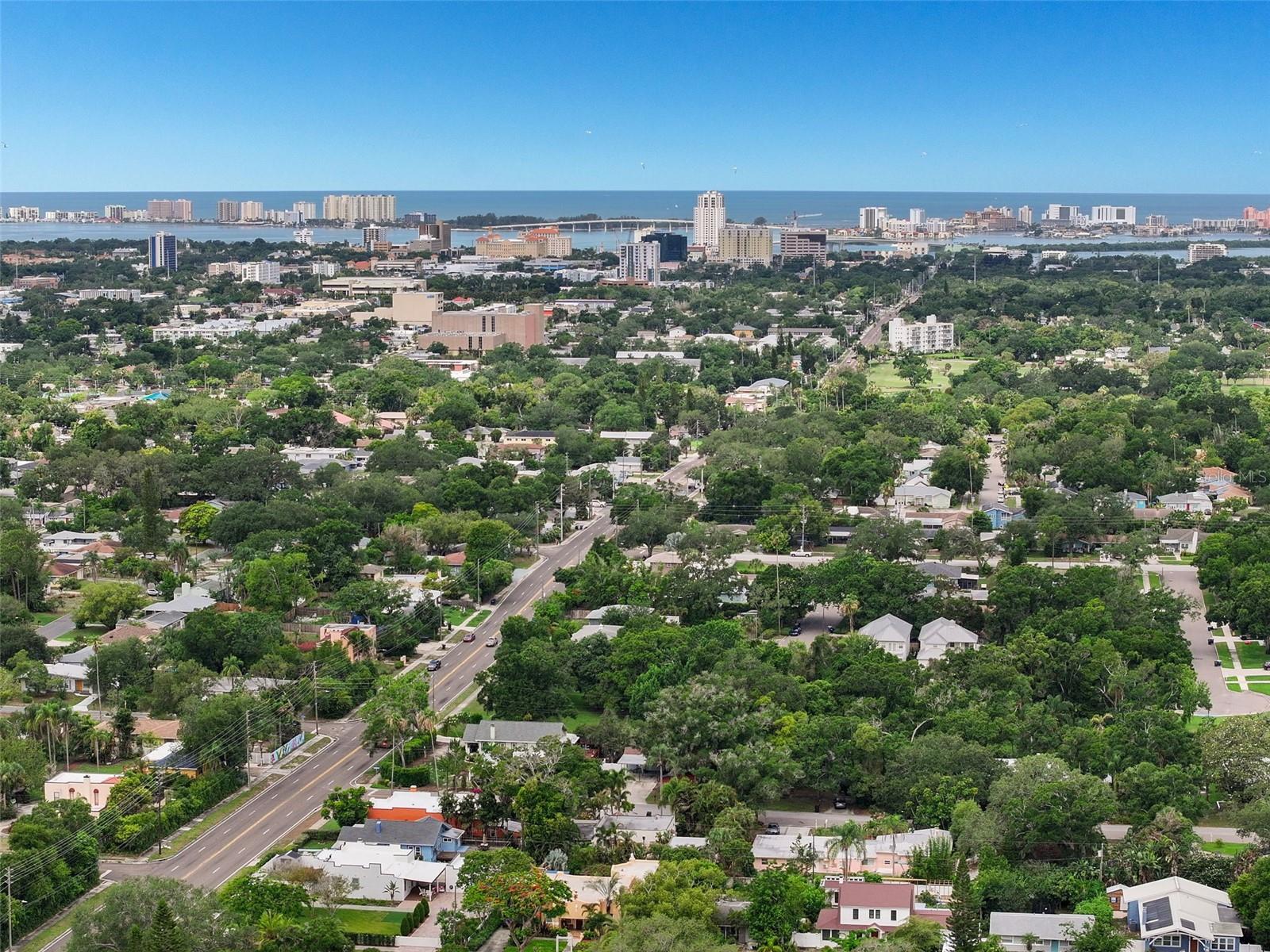 210 Edgewood Ave, Clearwater, FL 33755