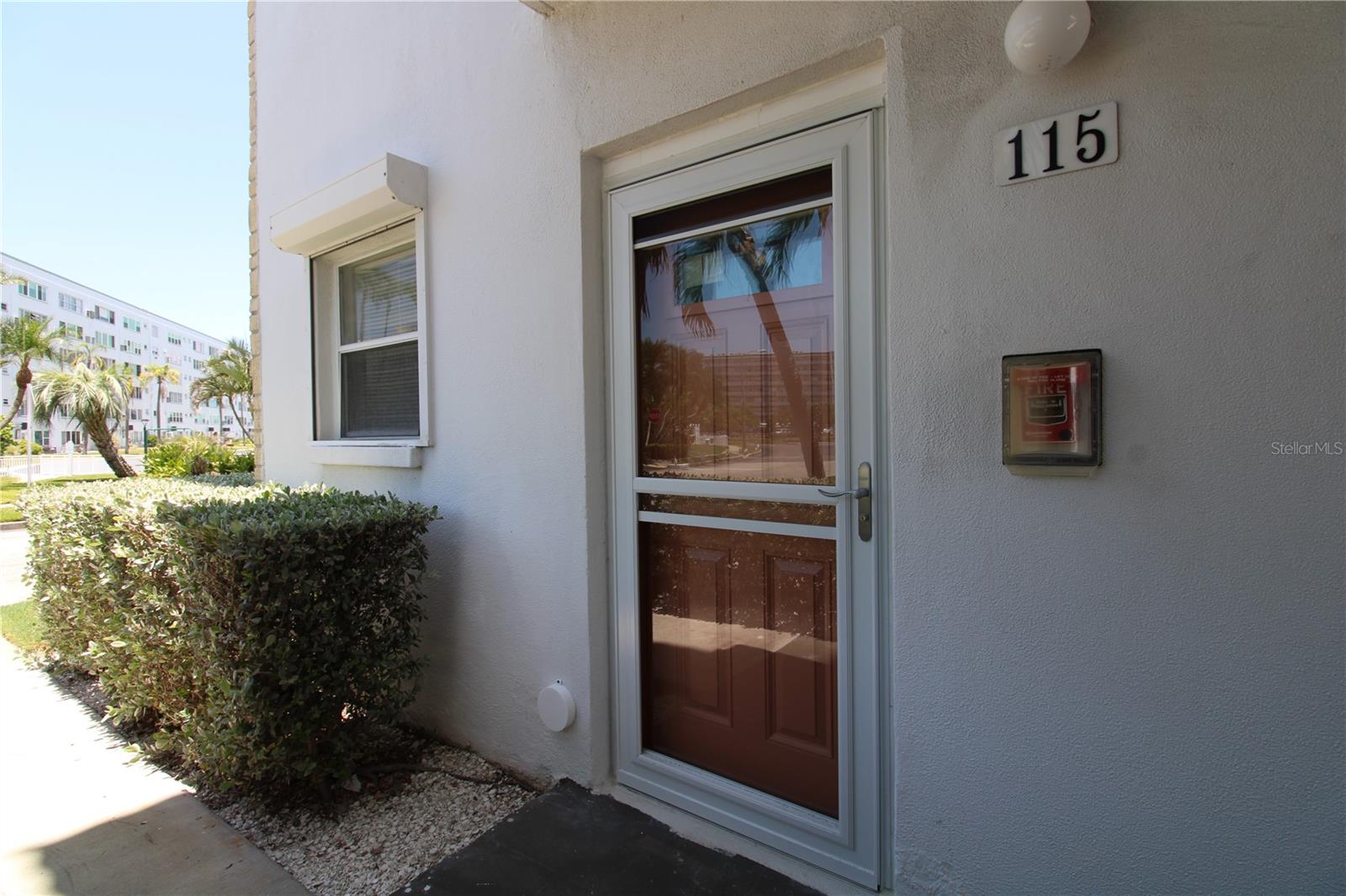 3128 59th St S #115, Gulfport, FL 33707