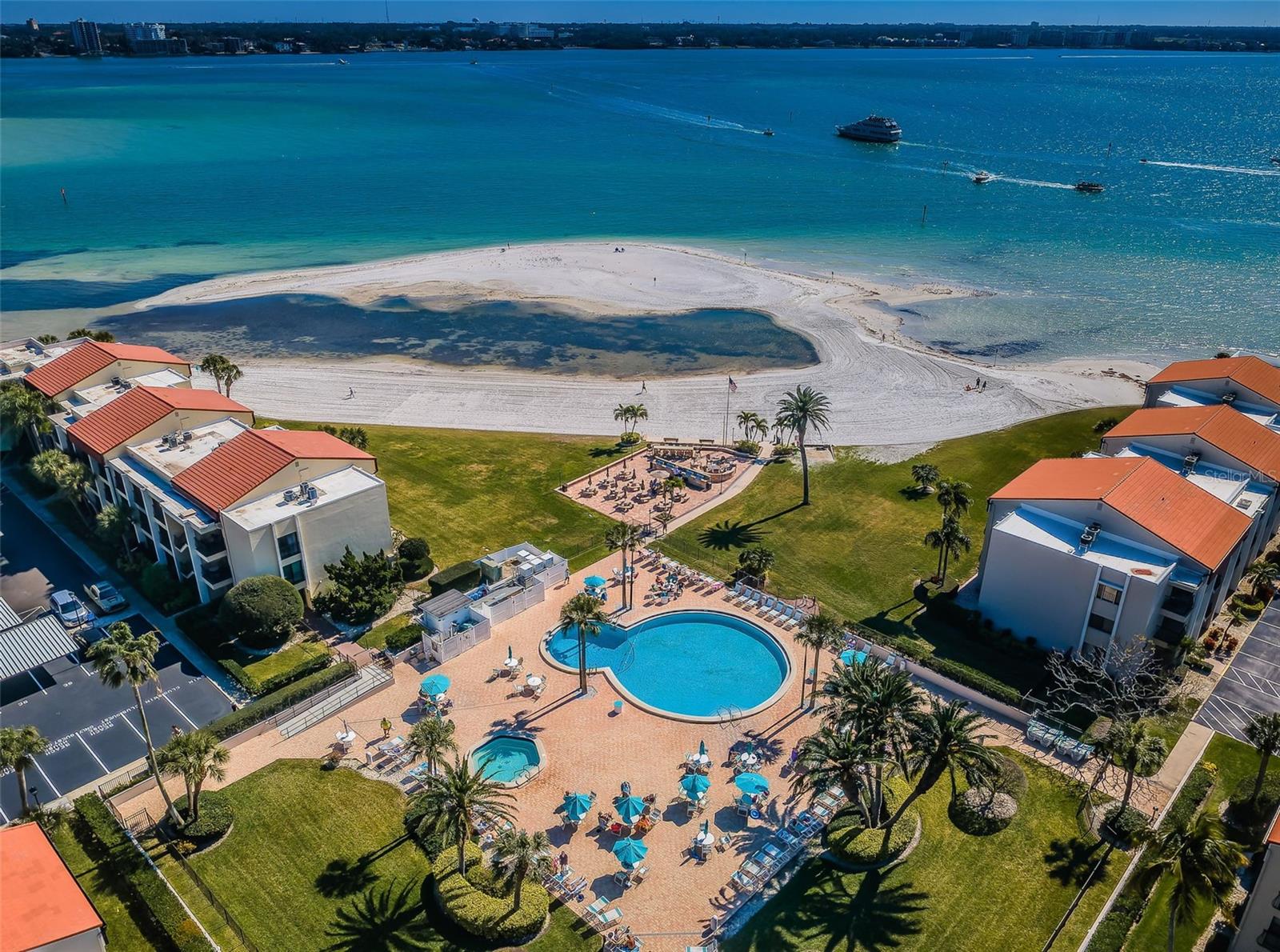 851 Bayway Blvd #101, Clearwater Beach, FL 33767