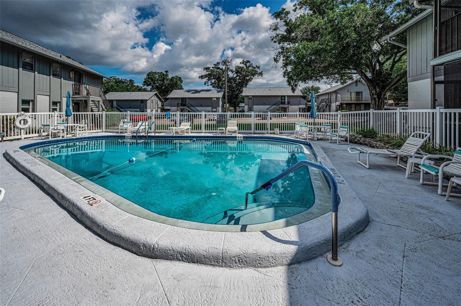 1960 Union St #5, Clearwater, FL 33763