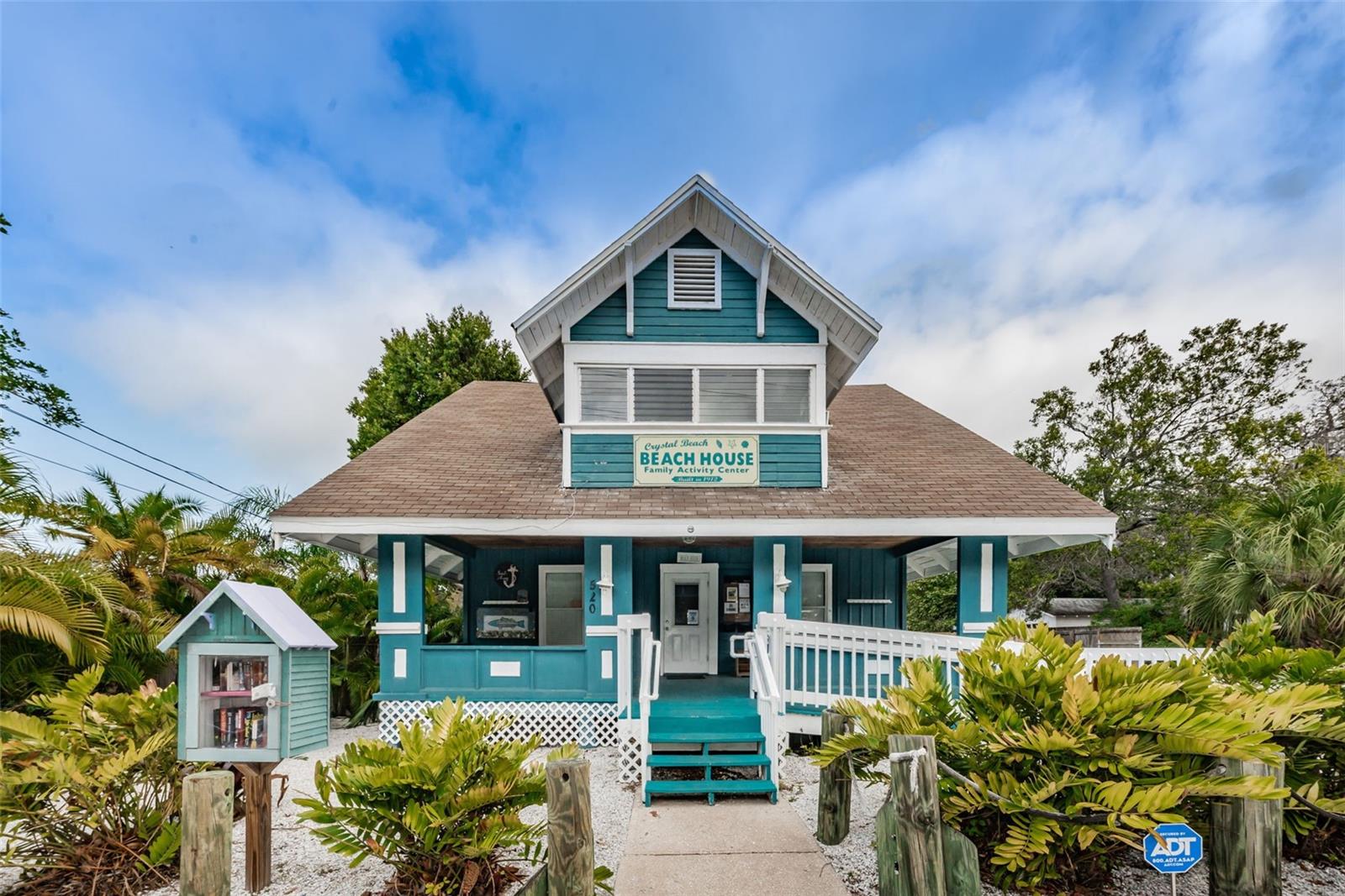 383 Georgia Ave, Crystal Beach, FL 34681