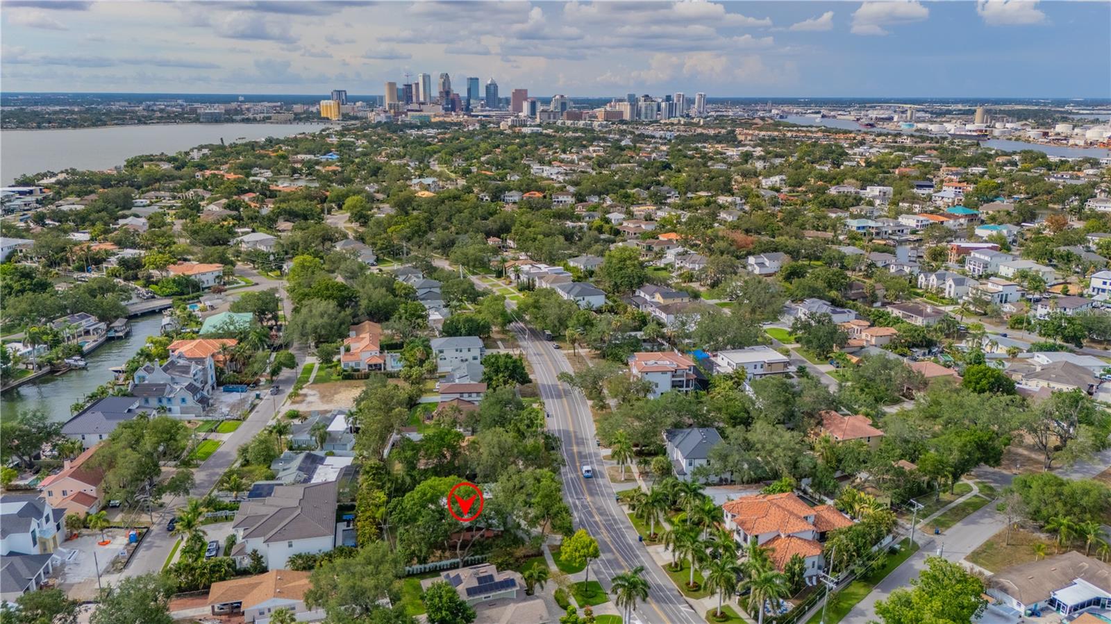 504 W Davis Blvd, Tampa, FL 33606