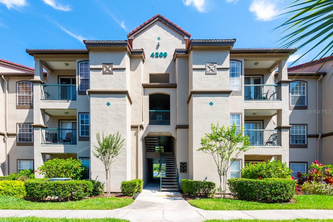 4209 Woodstorks Walk Way #1110, Lutz, FL 33558