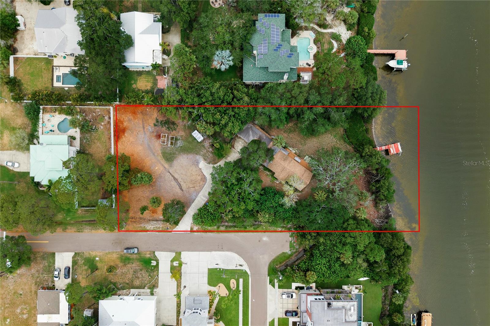 700 Delaware Ave, Palm Harbor, FL 34683