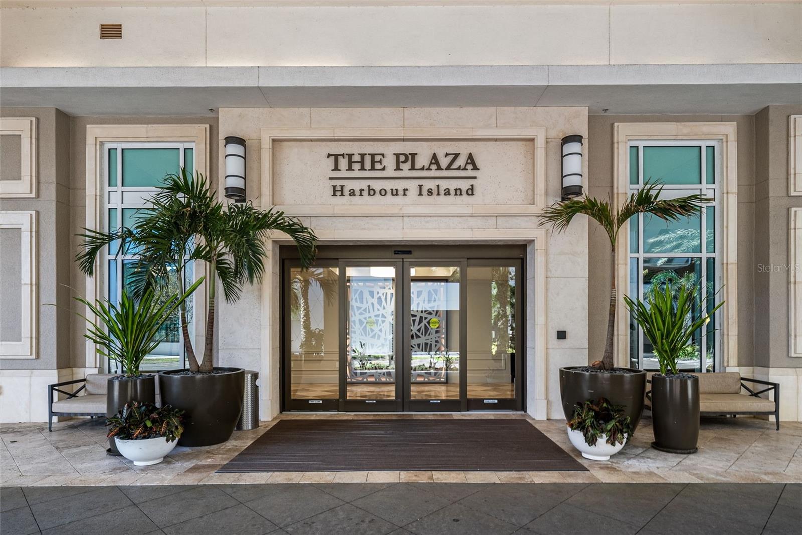 450 Knights Run Ave #405, Tampa, FL 33602