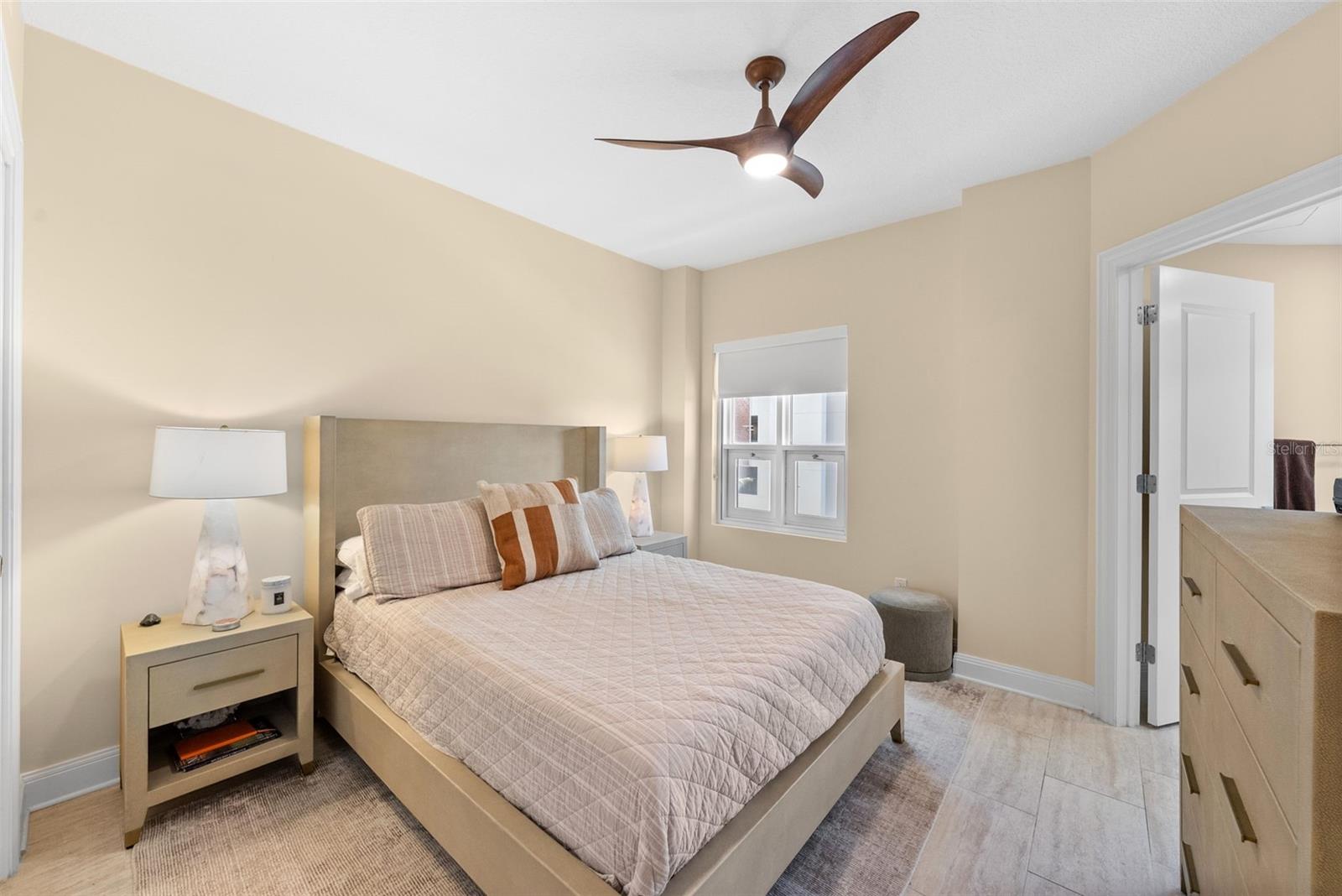 450 Knights Run Ave #405, Tampa, FL 33602