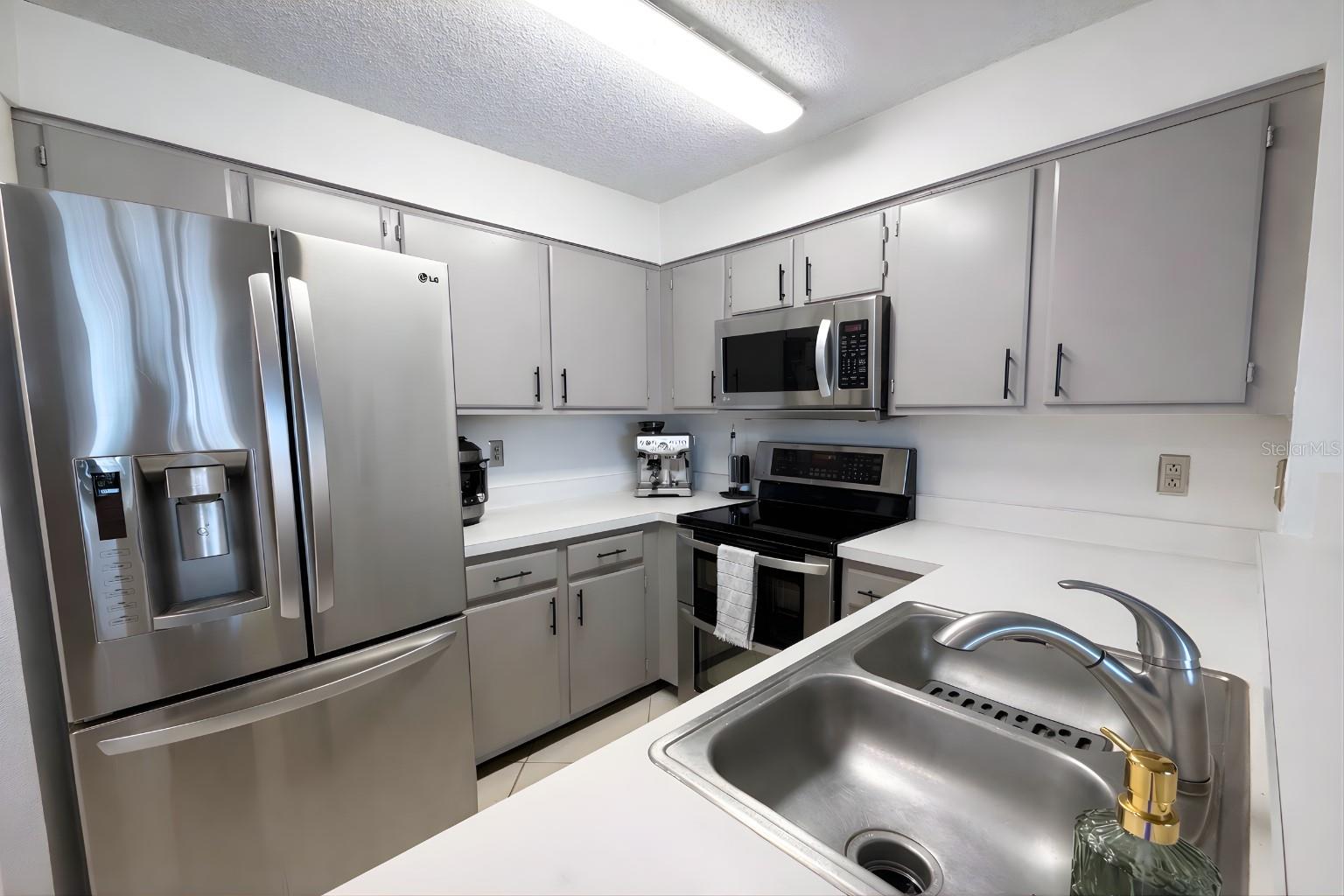 2400 Feather Sound Dr #1426, Clearwater, FL 33762