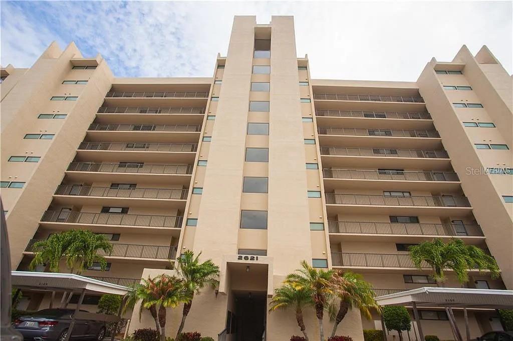 2621 Cove Cay Dr #105, Clearwater, FL 33760