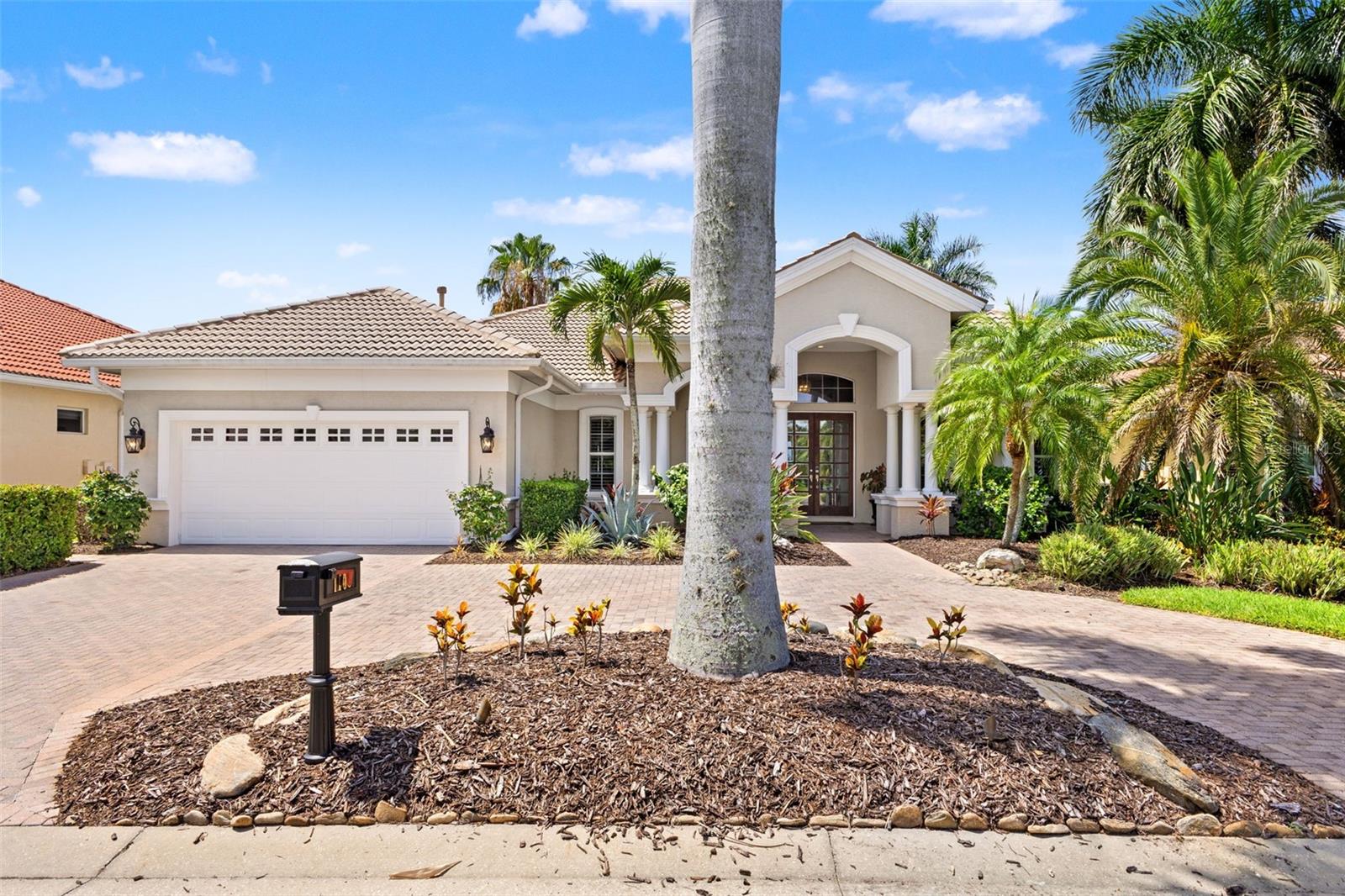 1105 3rd St E, Palmetto, FL 34221