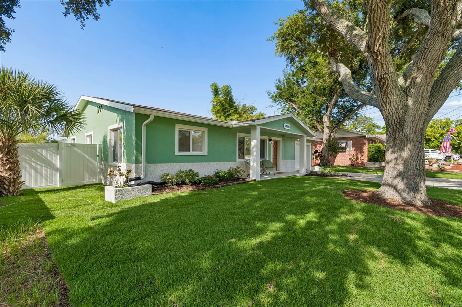 14584 Apache Ave, Largo, FL 33774