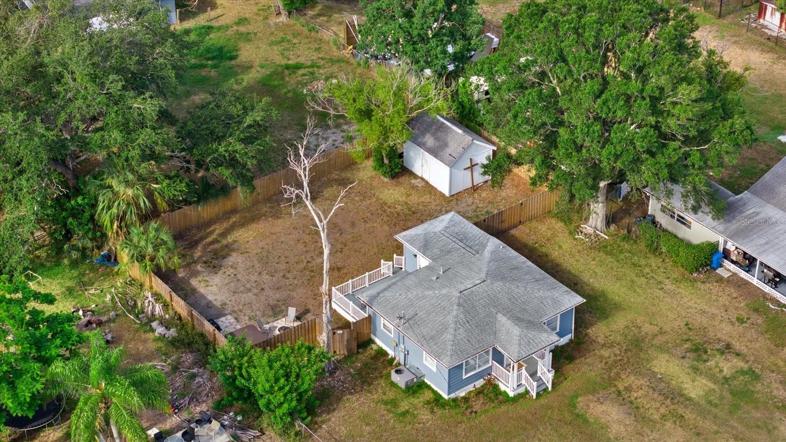 204 6th Ave NW, Ruskin, FL 33570