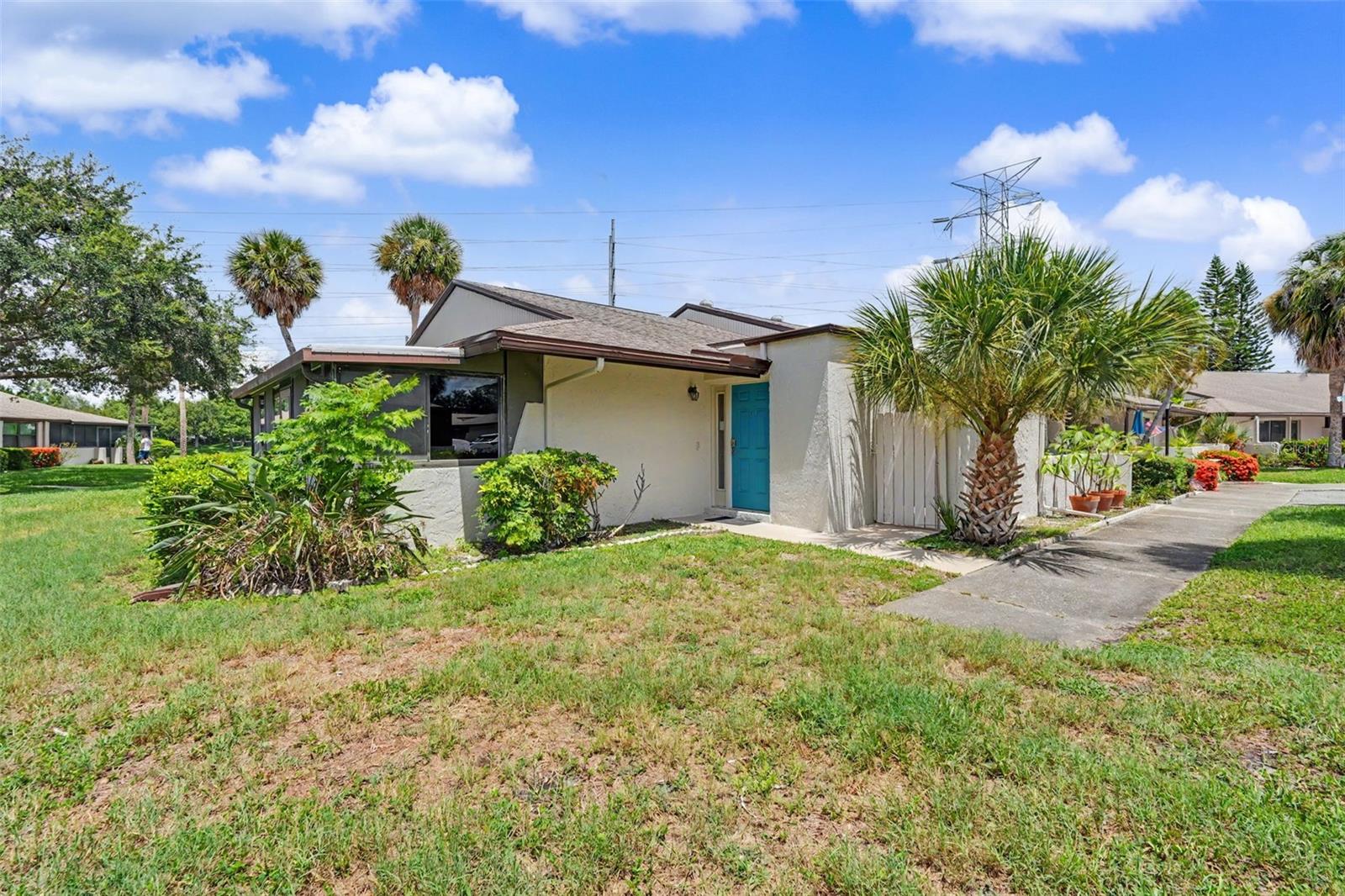 1502 16th Cir SE, Largo, FL 33771