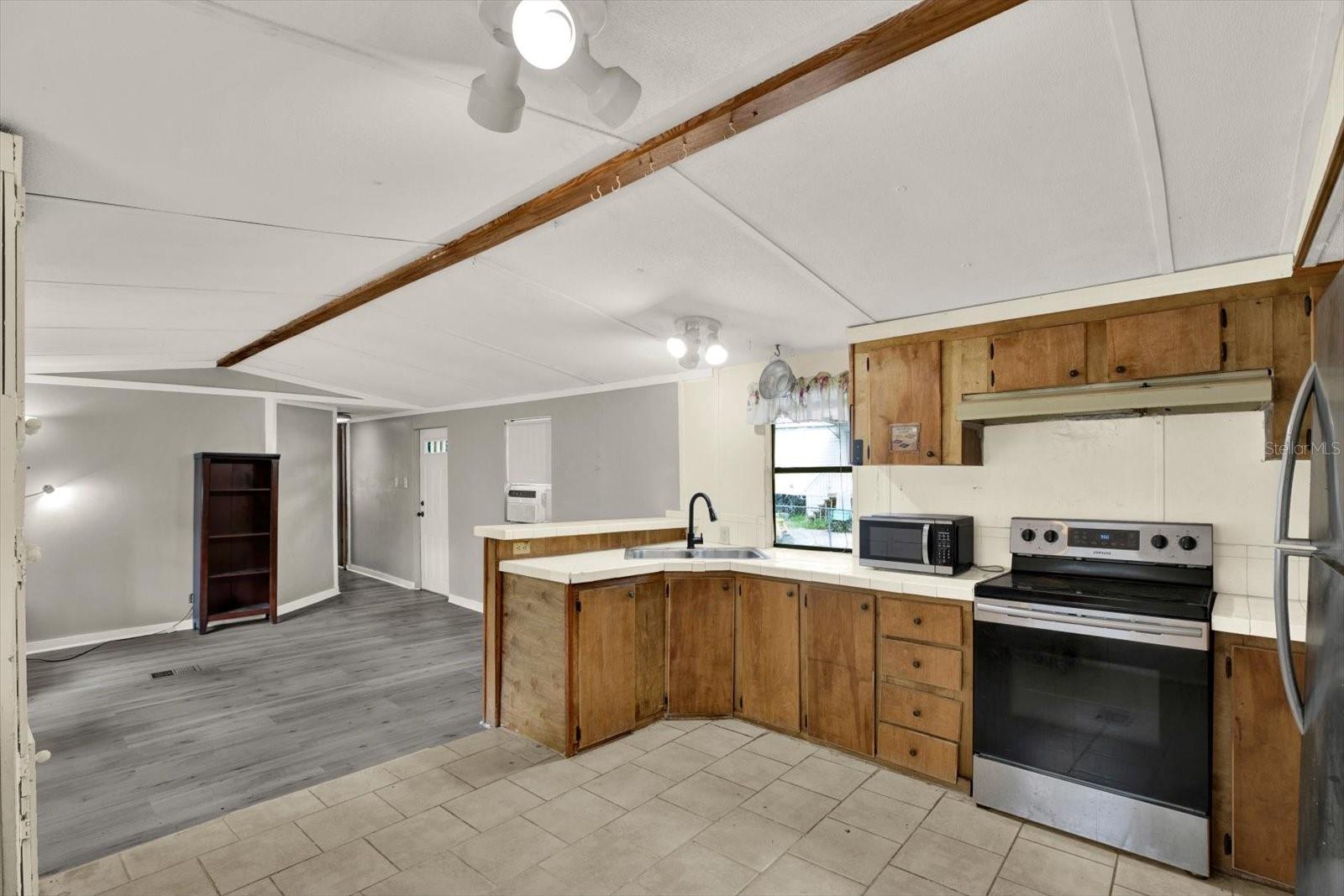 3913 Alafia Blvd, Brandon, FL 33511