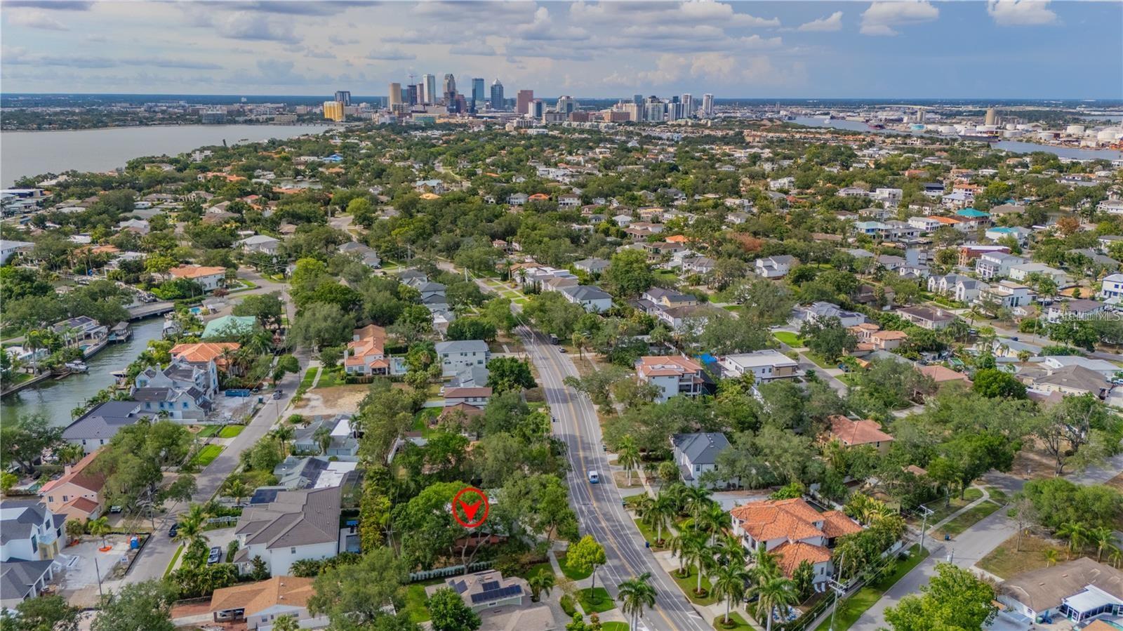 504 W Davis Blvd, Tampa, FL 33606