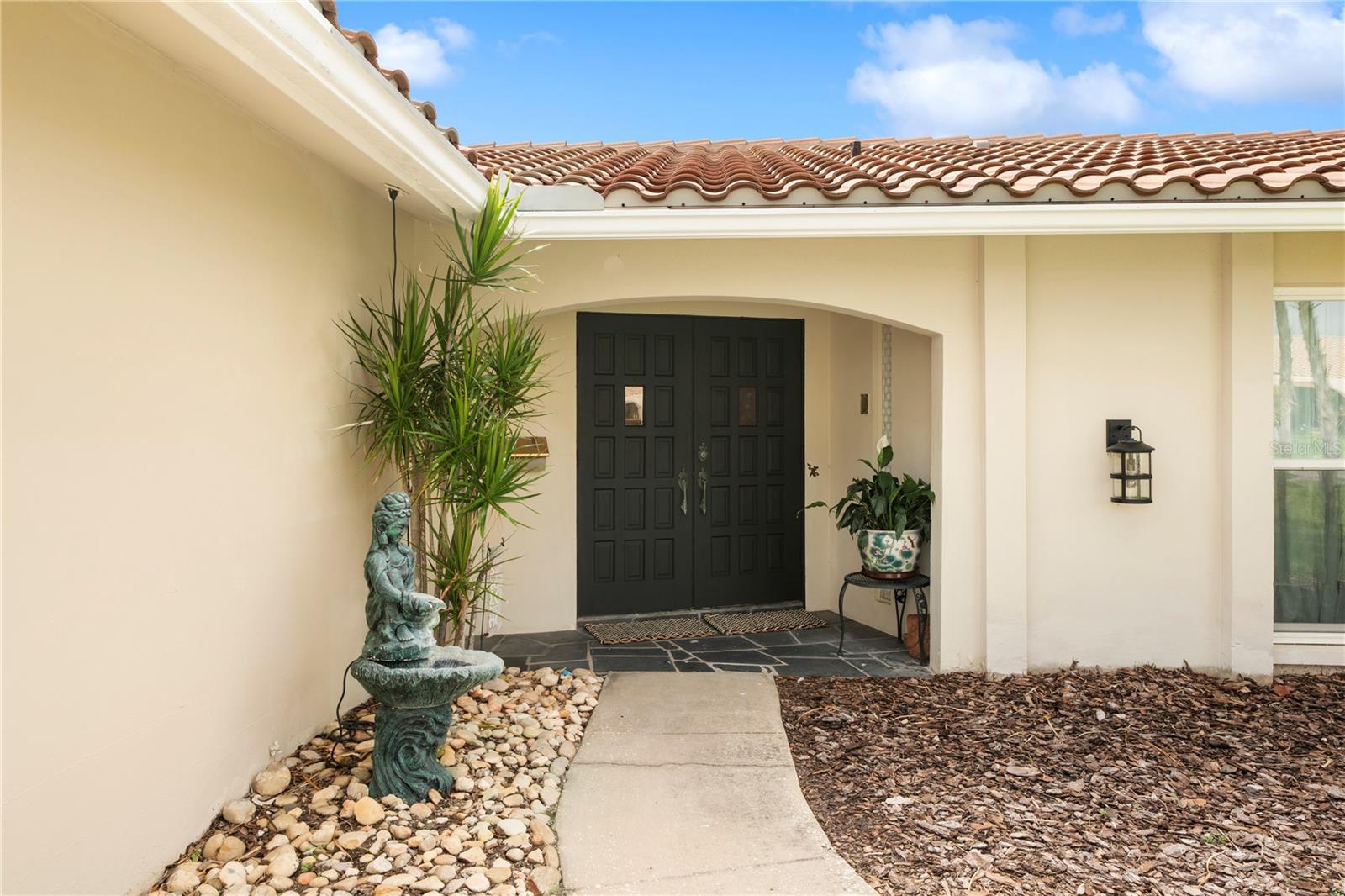 1924 Michigan Ave NE, St Petersburg, FL 33703