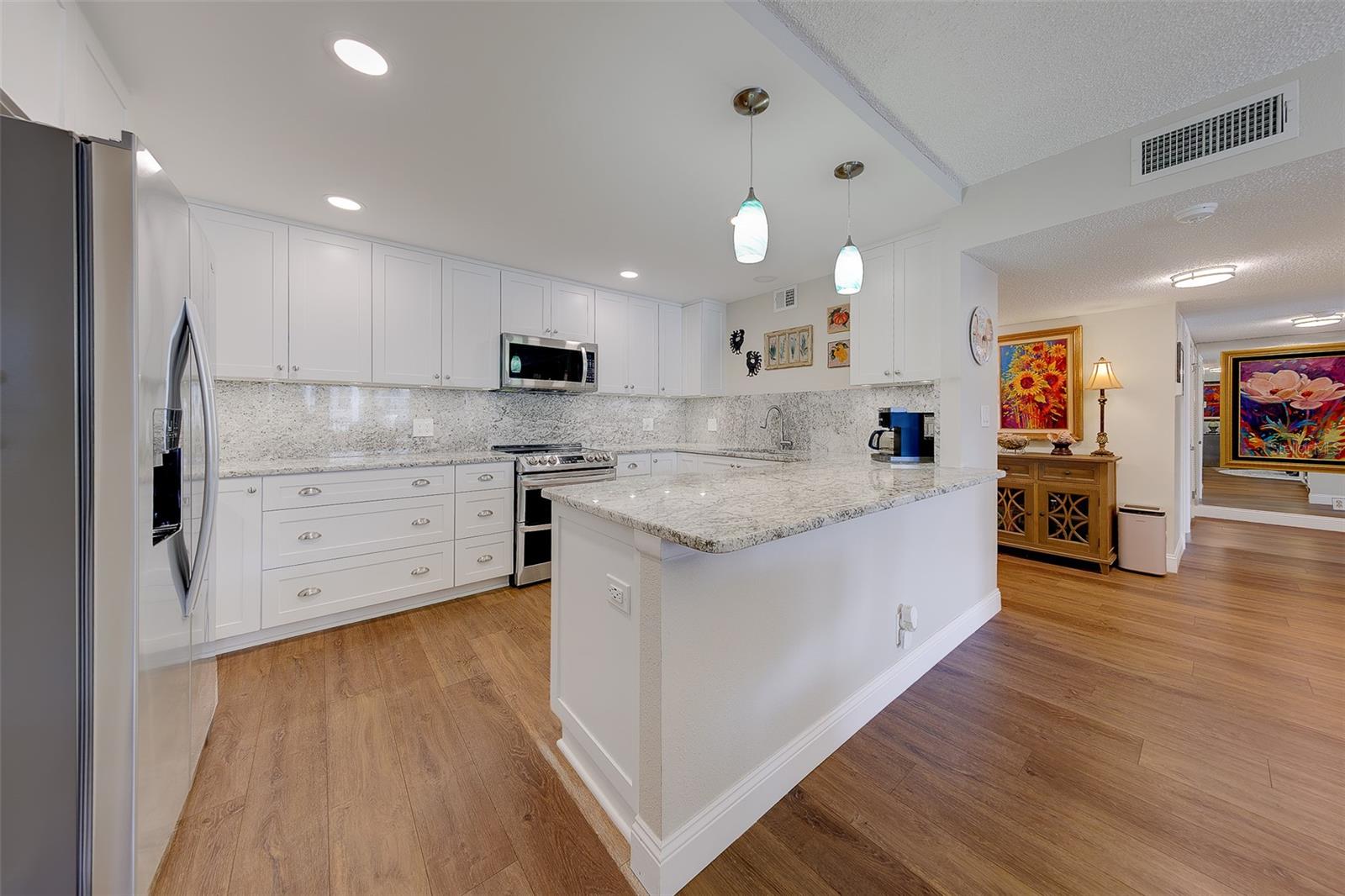 1460 Gulf Blvd #305, Clearwater, FL 33767