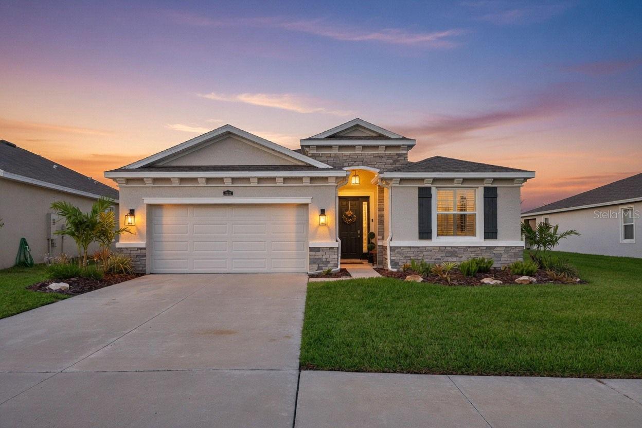 8955 Bower Bass Cir, Wesley Chapel, FL 33545