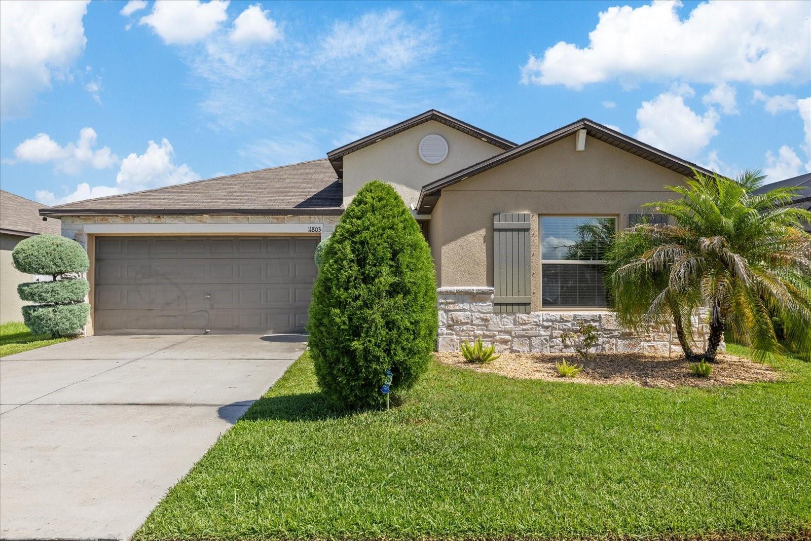 11803 Blackeyed Susan Dr, Riverview, FL 33579
